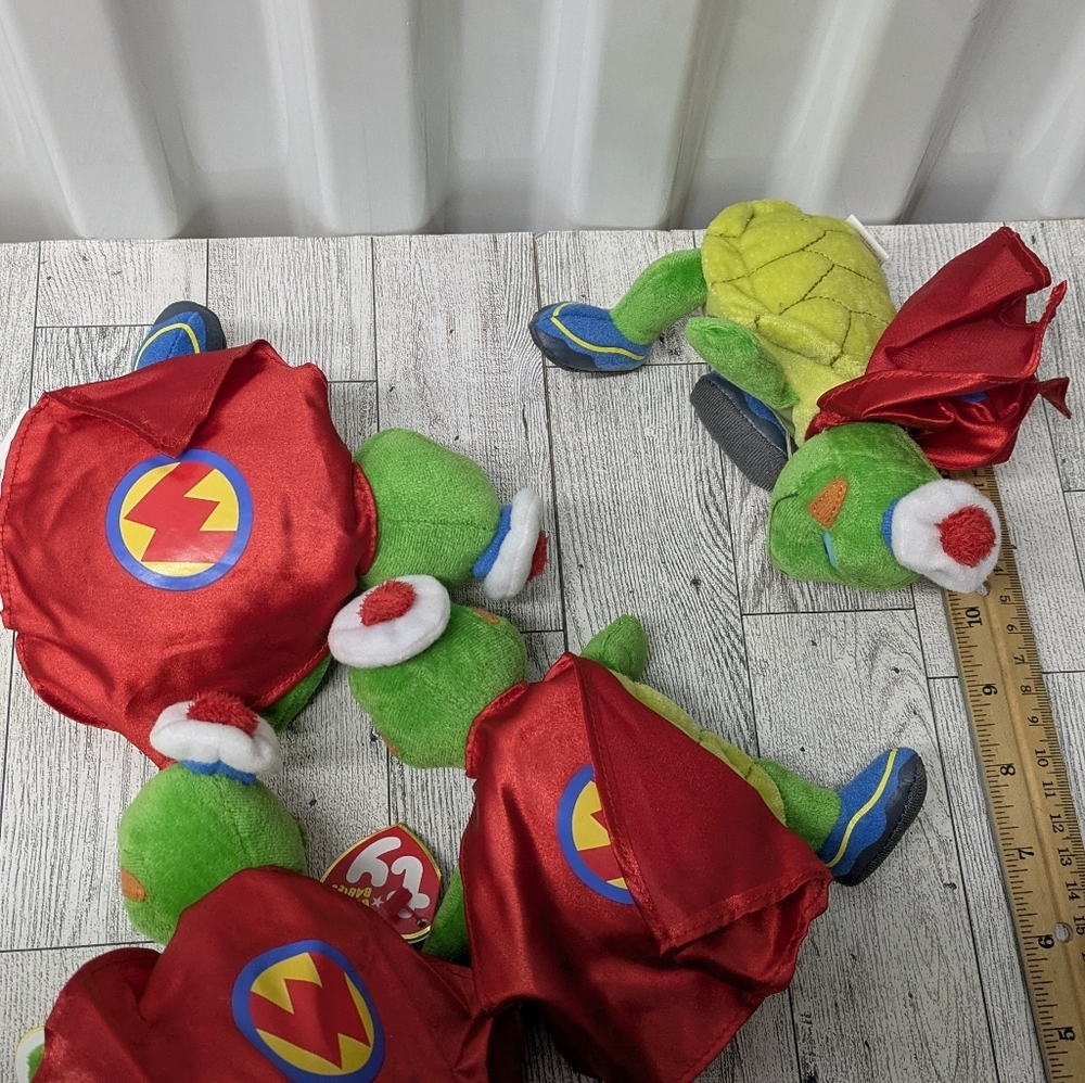 Ty Green Turtle Plush with Red Cape Set Of 4 - Picture 4 of 5